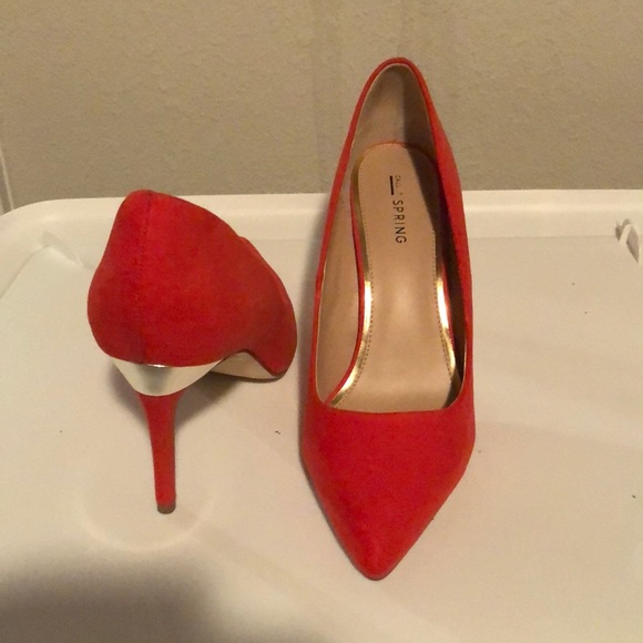 Red/orange pumps - Picture 2 of 2